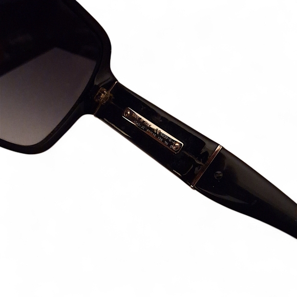 Chanel 5330-Q Quilted Black Sunglasses Gradient Lens With Case
